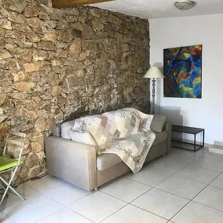 Apartamento T2 Independant Dans Mas Isole *