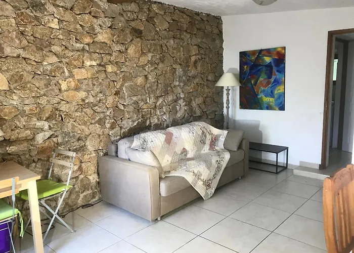 Apartment T2 Independant Dans Mas Isole *