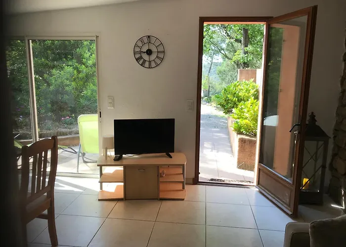 Apartamento T2 Independant Dans Mas Isole *