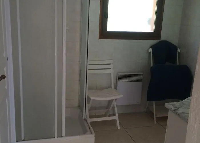 T2 Independant Dans Mas Isole Σαιντ-Μαξίμ